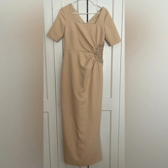 JS Collections ASHLEY DRAPED COLUMN GOWN - Picture 6 of 10